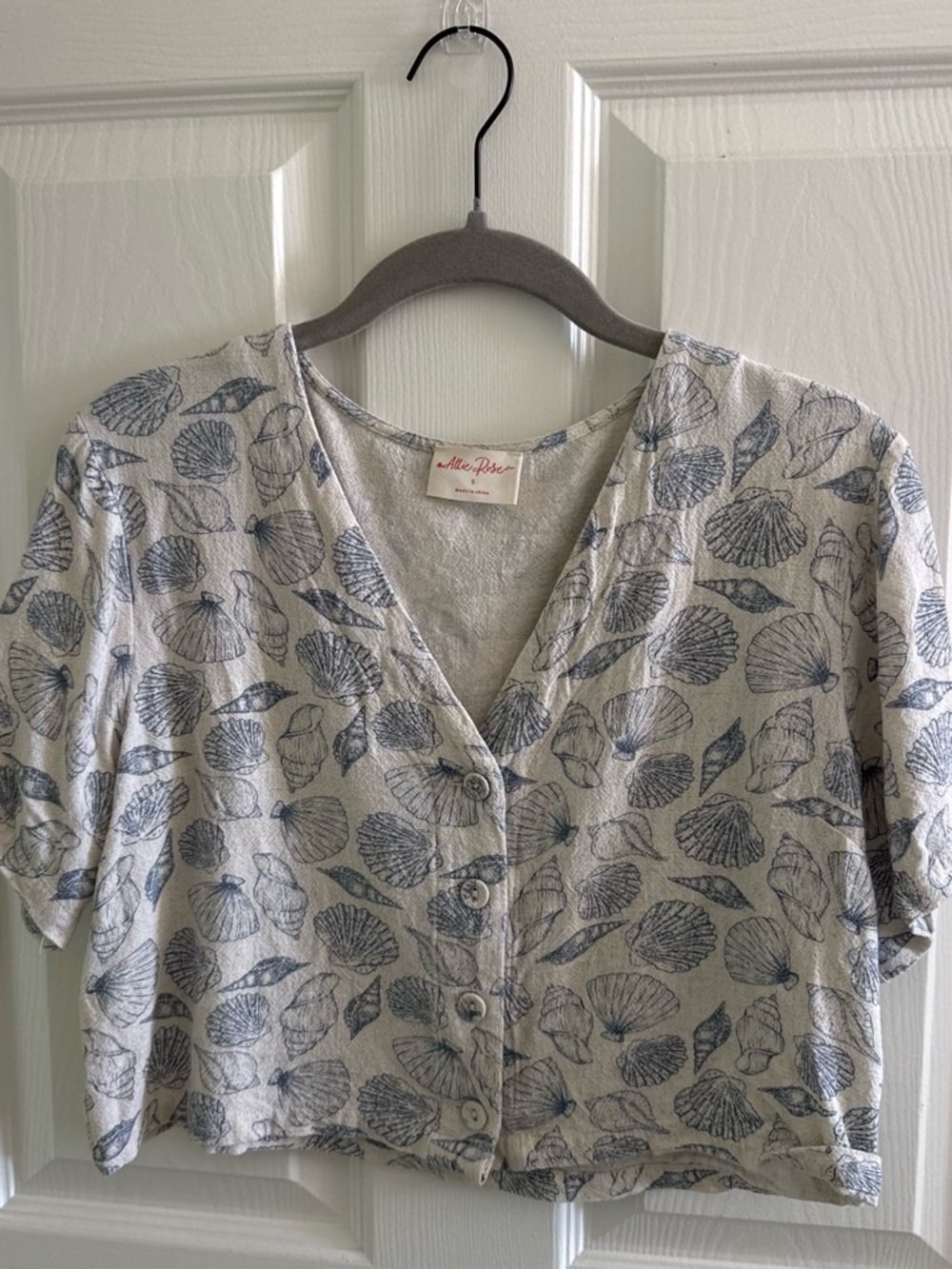 Shell-Print Button Front Women's Top — Light Blue